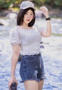 ซากิฮาตะ-อายาเสะ-ใส่หมวก ซากิฮาตะ-อายาเสะ-ใส่หมวก