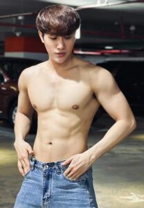 HOANGANH-HUYNH-ซิกแพคแน่น HOANGANH-HUYNH-ซิกแพคแน่น