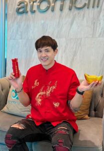 Warit-Lertjaruvong-หนุ่มหน้าตี๋ Warit-Lertjaruvong-หนุ่มหน้าตี๋