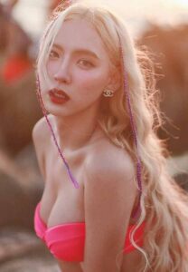 Jinnie-Heng-สาวสวย