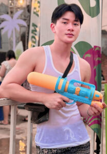 PondPond-เล่นปืน PondPond-เล่นปืน