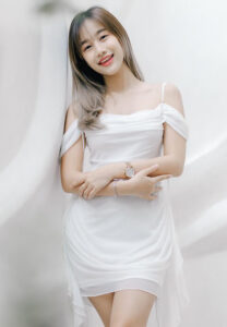 Yada-Arinrada-สาวเรียบร้อย Yada-Arinrada-สาวเรียบร้อย