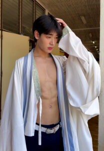 อา-กา-ตุง-หนุ่มหล่อสับ อา-กา-ตุง-หนุ่มหล่อสับ