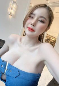 Kanyanat-Puchaneeyakul-ตัวตึง Kanyanat-Puchaneeyakul-ตัวตึง