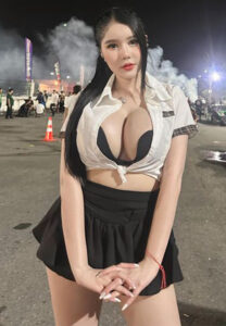 Kanyanat-Puchaneeyakul-พริตตี้ Kanyanat-Puchaneeyakul-พริตตี้