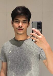 Yok-Surang-เซลฟี่ Yok-Surang-เซลฟี่