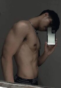 Yok-Surang-เซลฟี่เก่ง Yok-Surang-เซลฟี่เก่ง