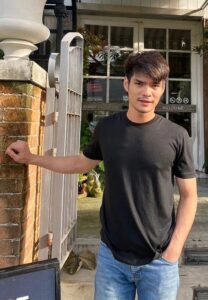 Yok-Surang-เน็ตไอดอล Yok-Surang-เน็ตไอดอล