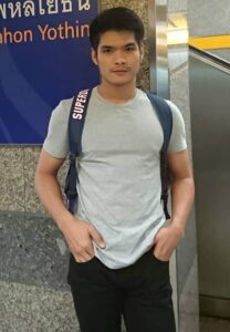 Yok-Surang-เน็ตไอดอลเท่ Yok-Surang-เน็ตไอดอลเท่