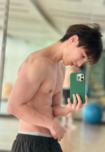 Kanket-Kiatwarawut-เซลฟี่ Kanket-Kiatwarawut-เซลฟี่