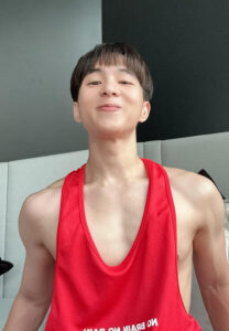 Kanket-Kiatwarawut-เสื้อกล้าม Kanket-Kiatwarawut-เสื้อกล้าม