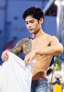 Babank-Petpratan-โชว์กล้าม Babank-Petpratan-โชว์กล้าม