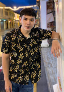 Chanin-Janthawong-เสื้อเชิ้ตลาย Chanin-Janthawong-เสื้อเชิ้ตลาย