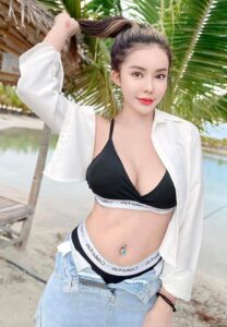 Kikky-นางแบบสาวสวย Kikky-นางแบบสาวสวย