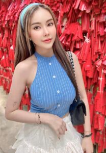 Kikky-นางแบบหน้าสวย Kikky-นางแบบหน้าสวย