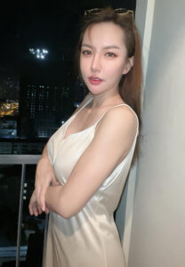 Mintra ชุดขาว Mintra ชุดขาว