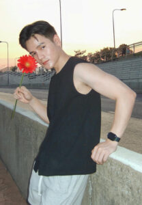 Natthaphon-กล้ามฉ่ำ Natthaphon-กล้ามฉ่ำ