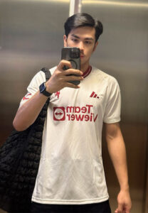 Ytaphus-เซลฟี่ Ytaphus-เซลฟี่