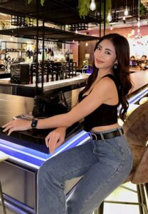 Jiraporn สาวสวย Jiraporn สาวสวย