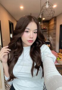 Kawinthip-หน้าสวย