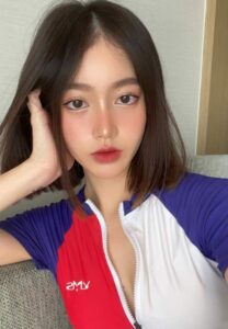 Pimploy-หน้าสวย