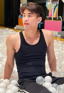 Pun-Jhakrawal-กล้ามแซ่บ Pun-Jhakrawal-กล้ามแซ่บ