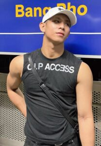 Pun-Jhakrawal-เสื้อกล้ามหมวกขาว Pun-Jhakrawal-เสื้อกล้ามหมวกขาว