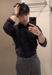 Fighter-pacharapon-เชิ้ตดำ Fighter-pacharapon-เชิ้ตดำ