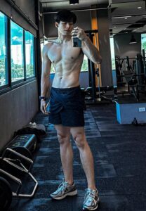 Thanaphon-กล้ามฉ่ำ Thanaphon-กล้ามฉ่ำ