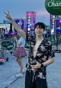 Thanaphon-เสื้อเชิ้ตลาย Thanaphon-เสื้อเชิ้ตลาย