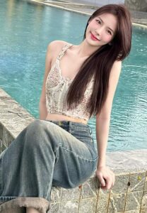 Arisa Loithian-น่ายิ้ม Arisa Loithian-น่ายิ้ม