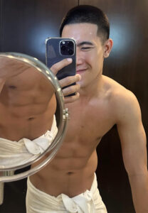 Team-โชว์กล้าม Team-โชว์กล้าม