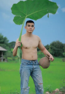 Pong-Chinnawat-กล้ามโต Pong-Chinnawat-กล้ามโต