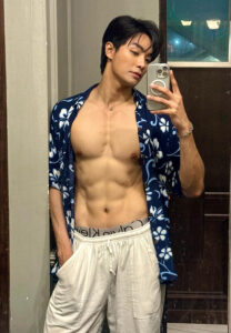 Pongphon-Disana-กล้ามดี Pongphon-Disana-กล้ามดี