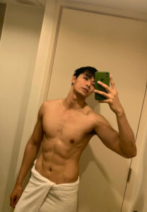 Pongphon-Disana-กล้ามแน่น Pongphon-Disana-กล้ามแน่น