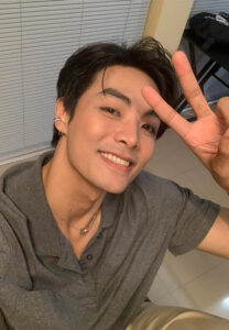 Pongphon-Disana-สองนิ้ว Pongphon-Disana-สองนิ้ว