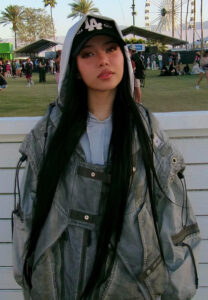 Bella-Poarch-ศิลปิน Bella-Poarch-ศิลปิน