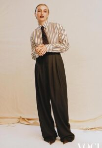 Emma-EmChamberlain-พรีเซนเตอร์ Emma-EmChamberlain-พรีเซนเตอร์