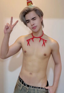 Surf-Phanthakan-ออร่า Surf-Phanthakan-ออร่า