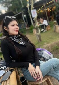 Hataichanok-Phunthachart-เสื้อแขนยาว Hataichanok-Phunthachart-เสื้อแขนยาว