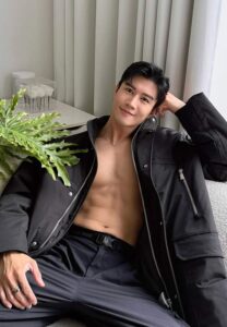 Johnson-Lau-หล่อมาก