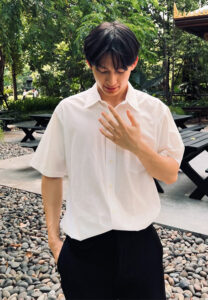 Tatchanon-Thongpao-เสื้อเชิ้ตขาว Tatchanon-Thongpao-เสื้อเชิ้ตขาว