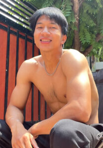 Nattapong-Chiayakum-กล้ามปู Nattapong-Chiayakum-กล้ามปู