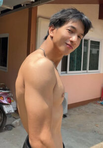 Nattapong-Chiayakum-ใครเรียก Nattapong-Chiayakum-ใครเรียก