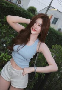 Sasithorn-Srichuangchot-กางเกงขาว Sasithorn-Srichuangchot-กางเกงขาว