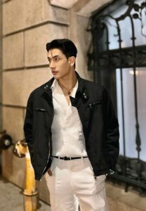 Bas-Karan-หล่อเกินต้าน