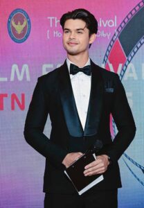 Kim-Goodburn-หล่อละมุน