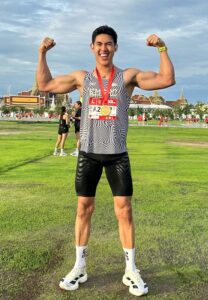 Gun-เบ่งกล้าม