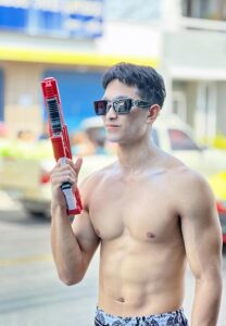 ICE COOL-เล่นน้ำ