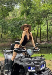 Bombam-ลุคเท่